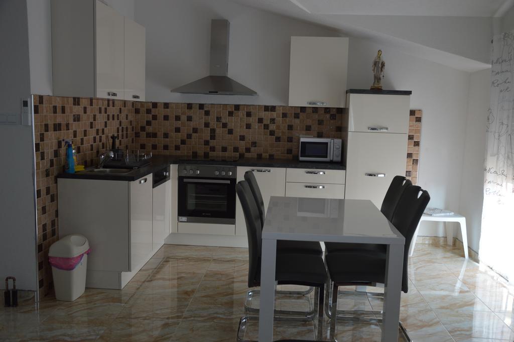 Apartments Babic Подстрана Номер фото