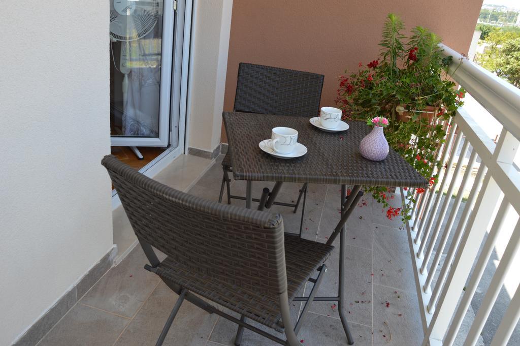Apartments Babic Подстрана Экстерьер фото