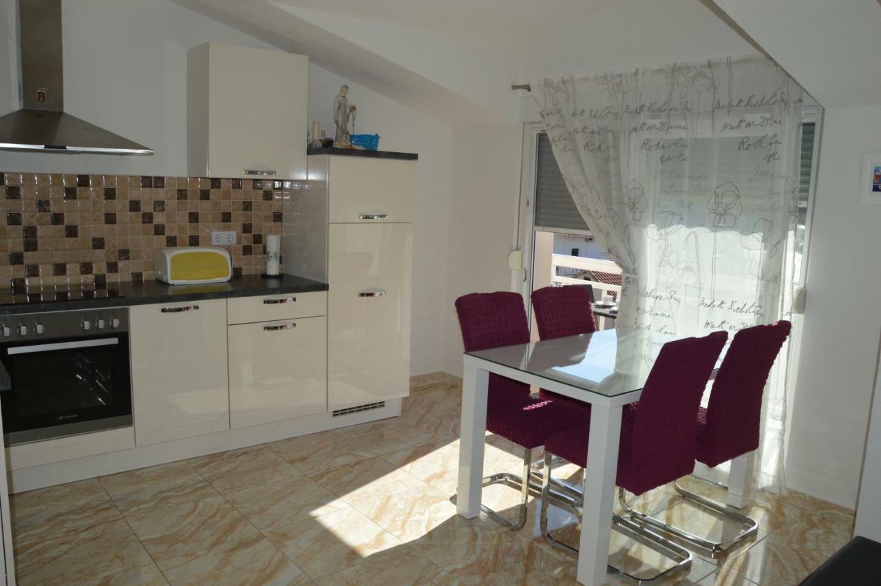 Apartments Babic Подстрана Экстерьер фото