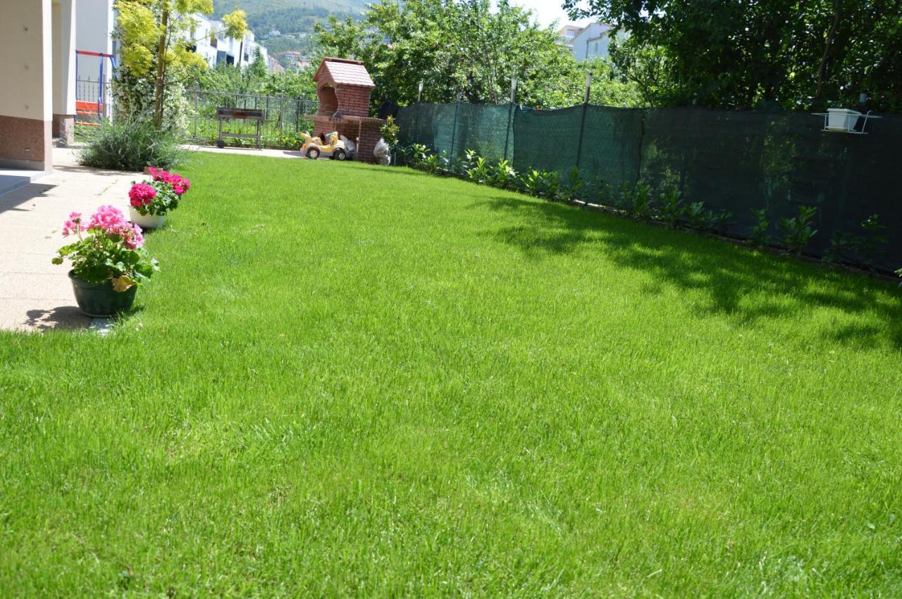 Apartments Babic Подстрана Экстерьер фото